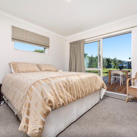 Modern Beach Break - Waihi Beach Holiday Home Zewnętrze zdjęcie