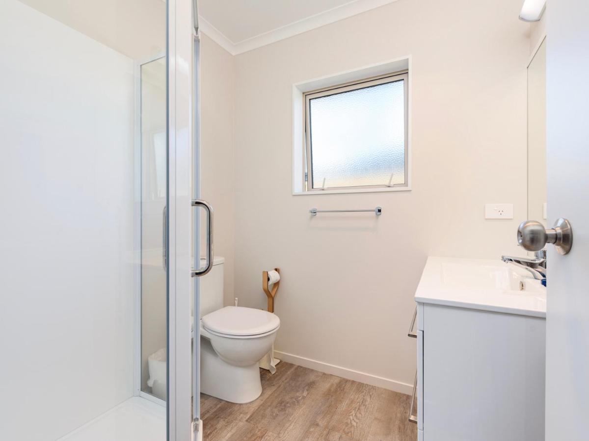 Modern Beach Break - Waihi Beach Holiday Home Zewnętrze zdjęcie
